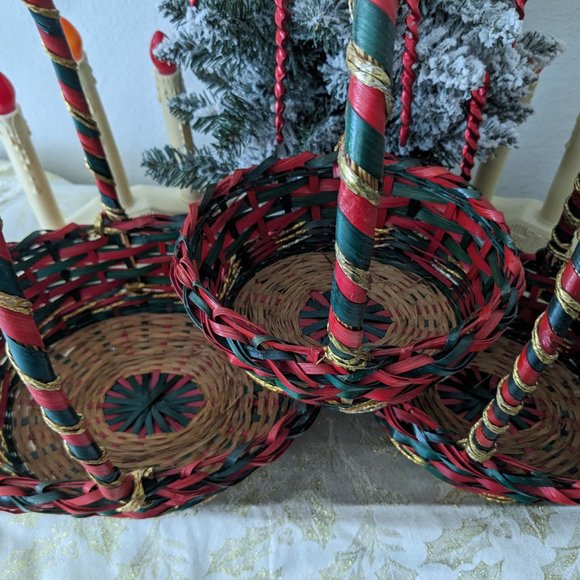 Crafters 4 Vtg. Oval Shape Red+Green Wicker Baskets - Picture 8 of 8